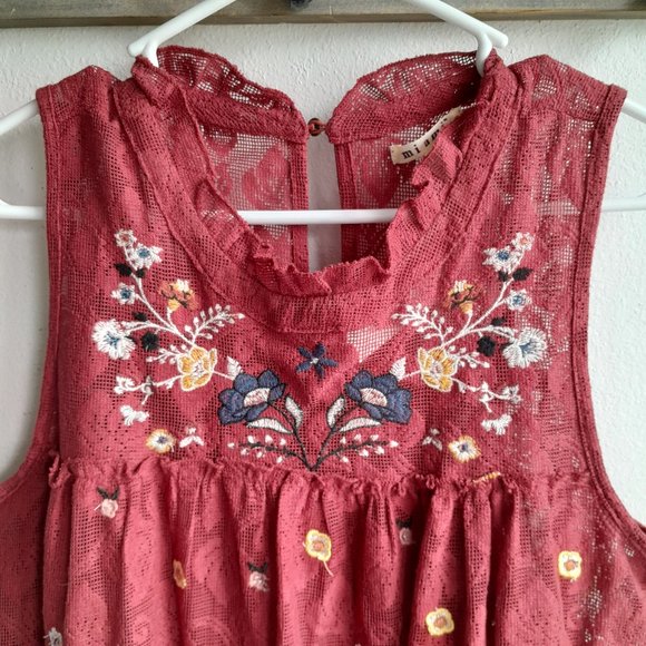 Embroidered Francescas Red Dress Floral Detail Cinnamon $48 MSRP NWT NEW W Large - Picture 2 of 12